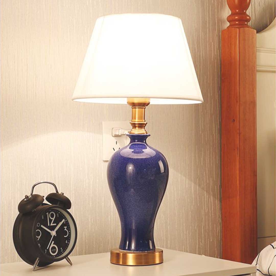 NNEAGS Blue Ceramic Oval – Niebieska Lampa Stołowa z Owalną Ceramiczną Podstawą i Złotym Wykończeniem