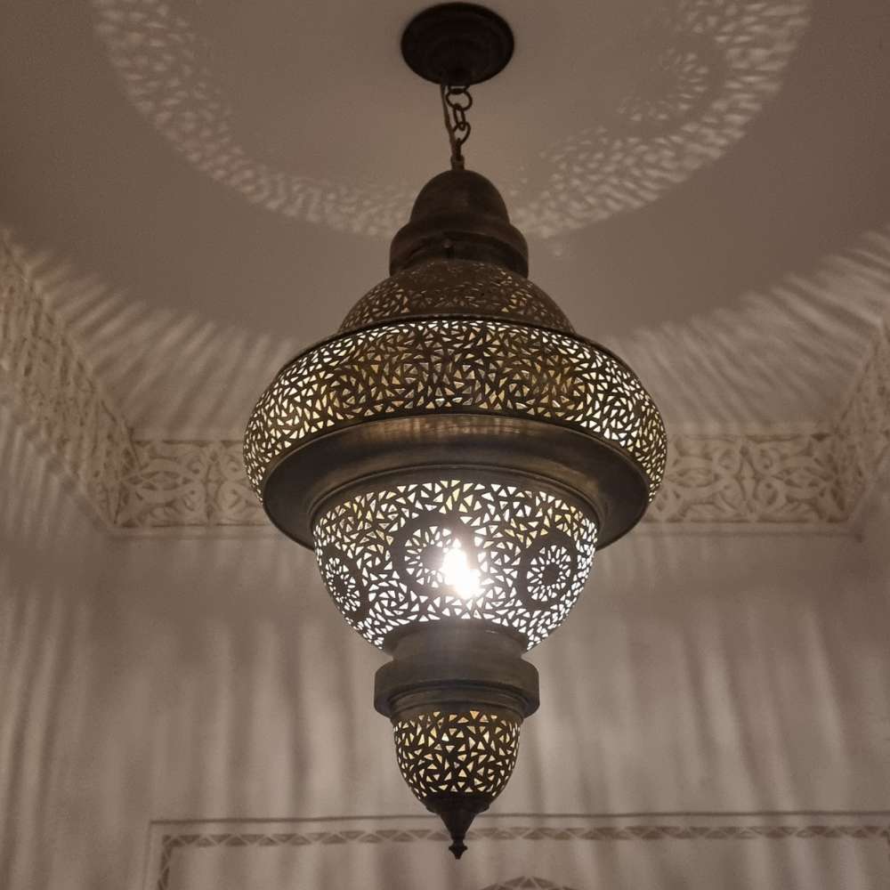Lustre Salon – Ręcznie Wykonany Miedziany Żyrandol o Eleganckim, Vintage’owym Charakterze